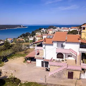 Apartman For Families With Children Kampor, Rab - 15144, Kampor